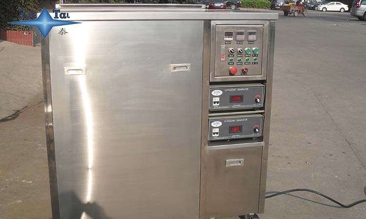 超聲波清洗機(jī)可以代替手動(dòng)清洗